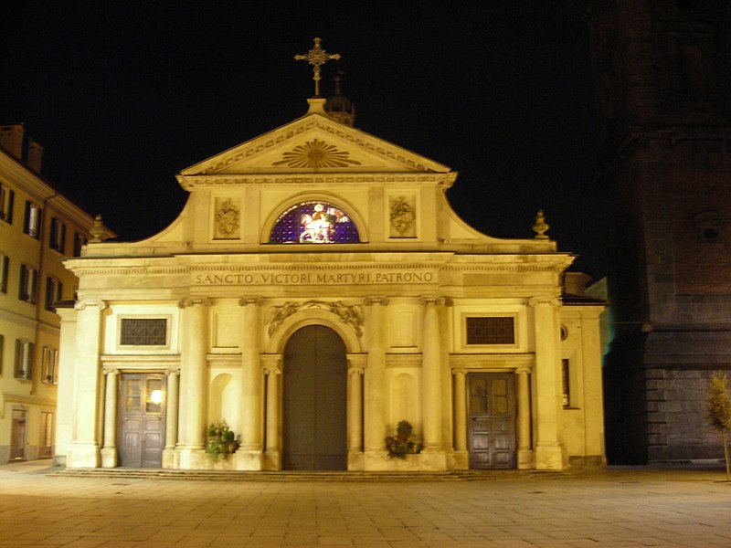 File:Basilica di San Vittore a Varese.JPG