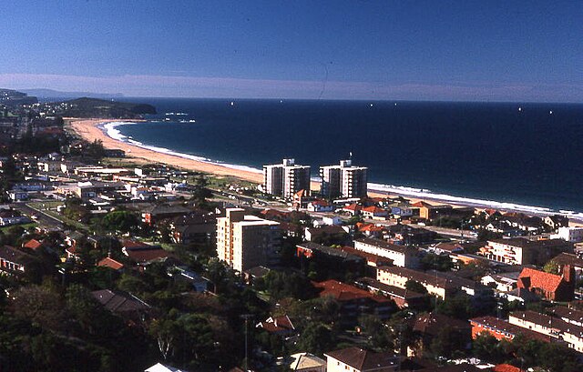 View of Narrabeen from Collaroy Plateau
