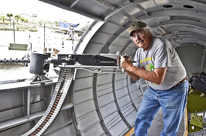 File:Boeing B-17G -44-83684 May 1945 Planes of Fame Air Museum (8212435191).jpg