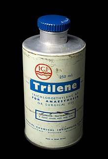 Bottle of trichloroethylene for anesthesia by ICI Bottle of trichloroethylene, England, 1940-1960 Wellcome L0065373.jpg