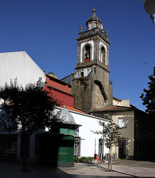 File:Braga-Igreja da Lapa-04-Turm-2011-gje.jpg