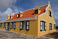 Het in Curaçaose barok opgetrokken Landhuis Savonet werd in 2009 gerestaureerd en huisvest al sinds de opening van het park een museum