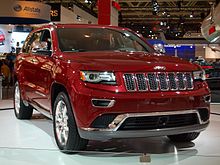 Der von 2014 bis 2017 gebaute Jeep Grand Cherokee in der Ausstattungsversion „Summit“, ab Modelljahr 2018 folgt das zweite Faceliftmodell.