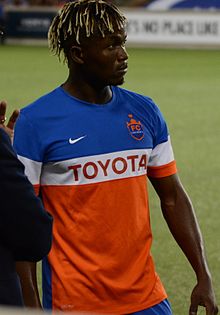 Mansaray playing for FC Cincinnati in 2017 CINvTB 2017-04-19 - Victor Mansaray (34067864302) (cropped).jpg