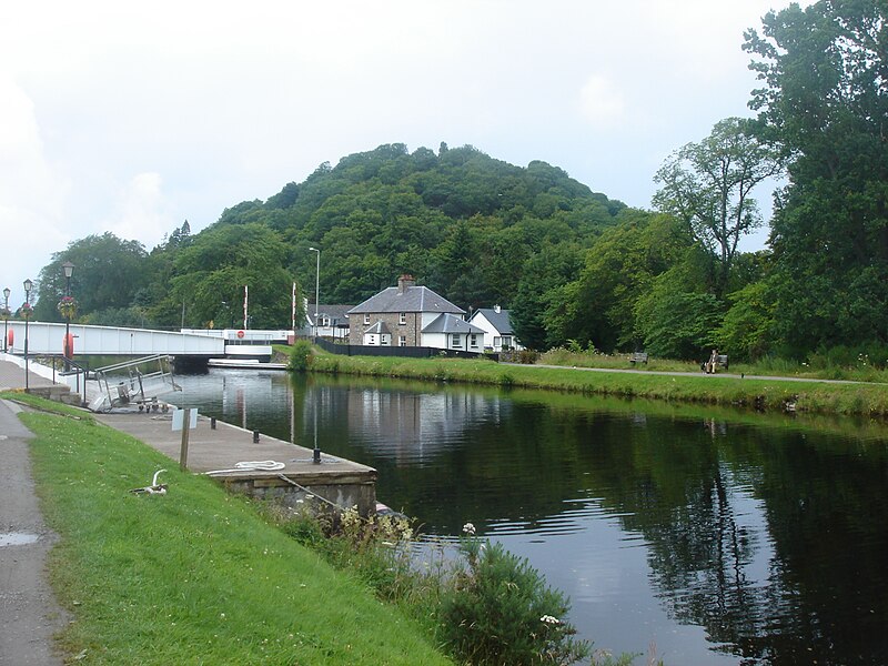 File:Caledonian Canal near Inverness.jpg