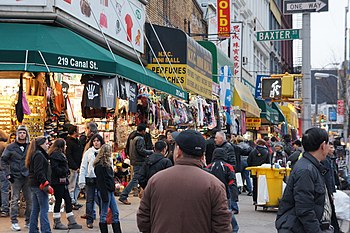 Broadway Stores - Wikipedia