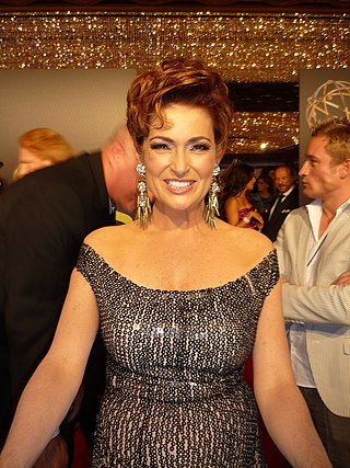 <span class="mw-page-title-main">Carolyn Hennesy</span> American actress (born 1962)