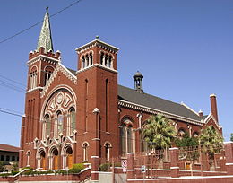 Cathédrale Paroisse de St Pat, El Paso.jpg