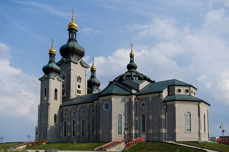 File:Cathedral of the Transfiguration (21697138501).jpg