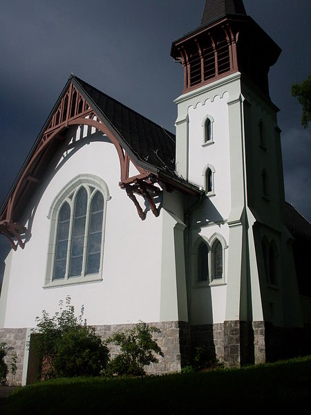 File:Caux Kirche 03.JPG