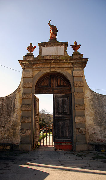 File:Certosa del Galluzzo - Portal 01.jpg