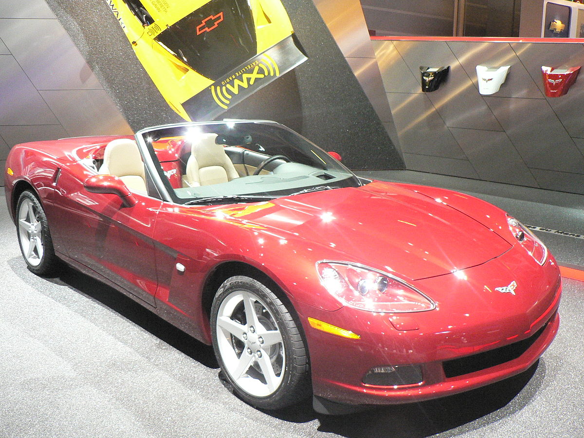 Chevrolet Corvette c6 зеленая