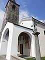 Chiesa dei santi Bernardino e Girolamo presso l'ex convento delle agostiniane a Monte Carasso, Svizzera.jpg