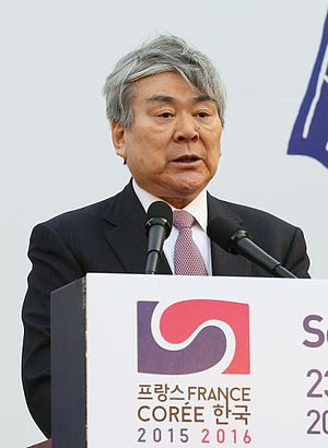 Cho Yang-Ho: Chairman and chief executive officer of Korean Air