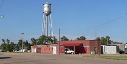 Collyer, Kansas Ainslie looking NE from between 3rd and 4th.JPG