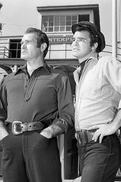 Reynolds (right) with Darren McGavin in Riverboat