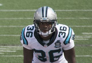 <span class="mw-page-title-main">Darrin Reaves</span> American football player (born 1993)