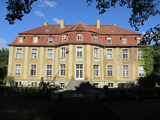 Delligsen Düsterntal Schule a