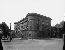 Over a century of Detroit business leaders have belonged to the Detroit Club founded in 1882. Since 1934, business leaders have also belonged to the Detroit Economic Club. DetroitClub1903.jpg