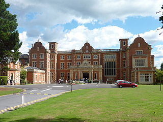 <span class="mw-page-title-main">Easthampstead Park</span> Victorian mansion in the English county of Berkshire