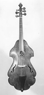 Ernst Busch violone, c1630.jpg