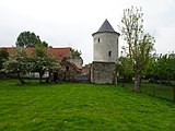 Tour du château de Maréchal Philippe de Crévecoeur des Querdes à Esquerdes, (62380) Pas-de-Calais.- France.