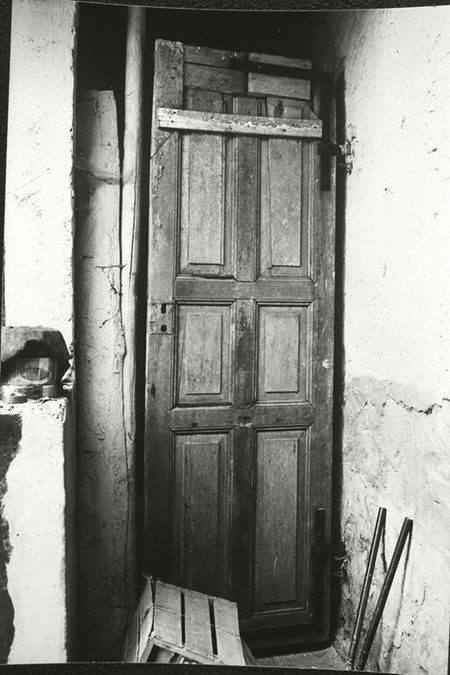 Essingen Synagogue; Entrance (4409293188)