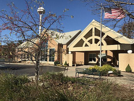 Exterior View of Avon Lake Public Library - November 2016.jpg