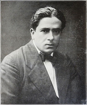 Francis Picabia, photograph published in Les Peintres Cubistes, 1913.jpg