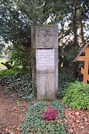 Frankfurt, main cemetery, grave IV 399 Metzler.JPG