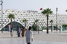 Détail façade de la gare TGV de Kenitra construite par SOGEA