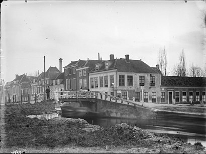 Hoe gaan naar Geestbrug met het openbaar vervoer - Over de plek