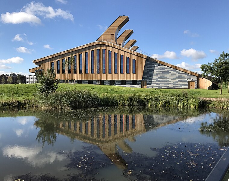 File:GlaxoSmithKline Carbon Neutral Building. Nottingham University Jubilee Campus.jpg