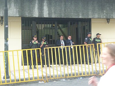 La policía cerró el paso a particulares hacia el parlamento de Costa Rica