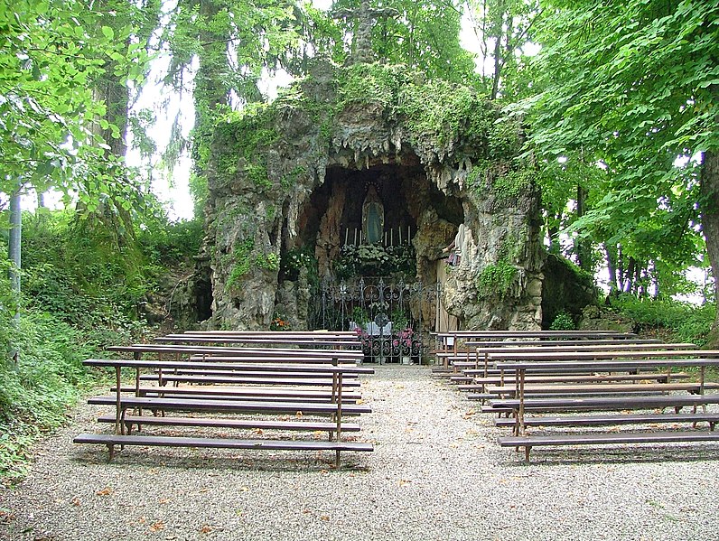 File:Grotte - panoramio (2).jpg