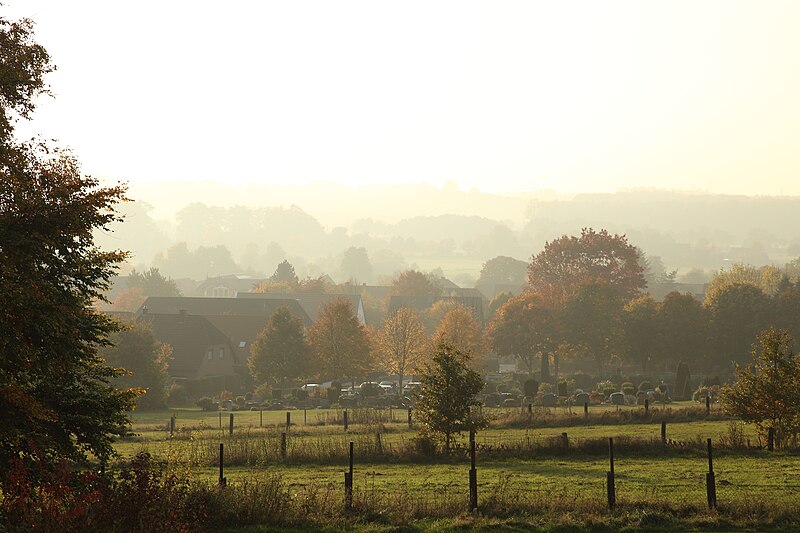 File:Herbst in Syke-Barrien IMG 6098.JPG