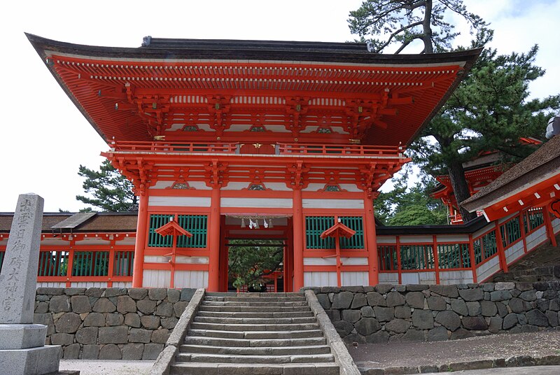 File:Hinomisaki-jinja romon.jpg