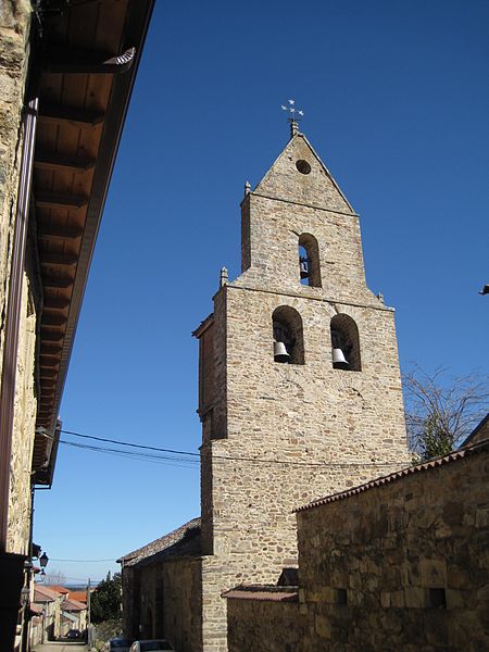 File:Iglesia Rabanal.jpg