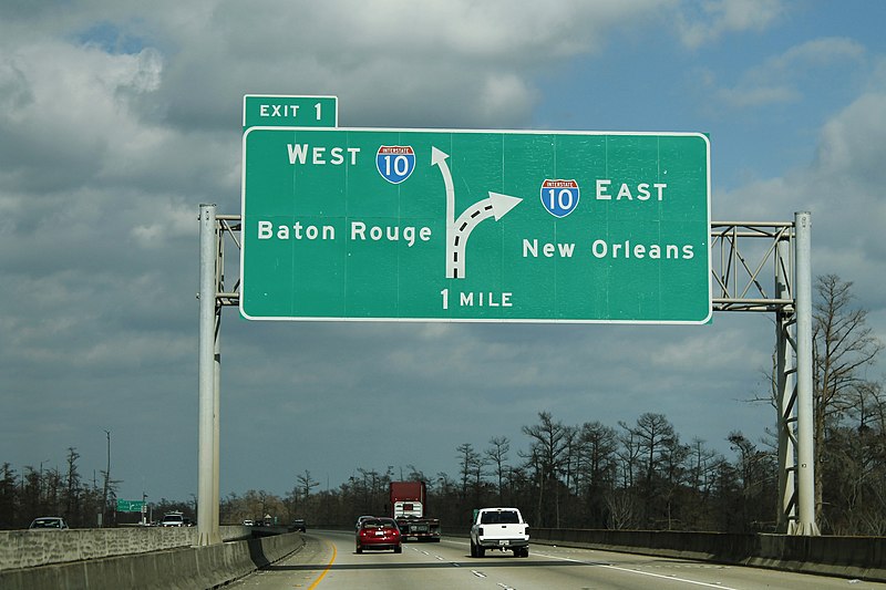 File:Int310nRoad-Exit1-Int10weSigns (33041181722).jpg