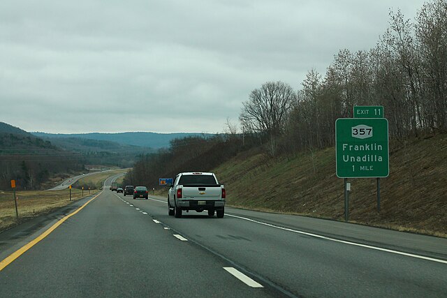 I-88 approaching its exit for NY 357