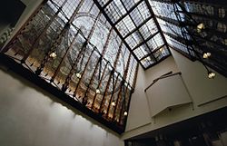 Enclosed stained-glass ceiling above the main staircase showing typical nautical themes. Interieur, glas-in-loodkap boven het trappenhuis - Amsterdam - 20356835 - RCE.jpg