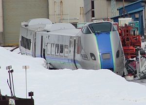 JRH-kiha285 Во время сноса 20170305 NaeboWorkshop.jpg