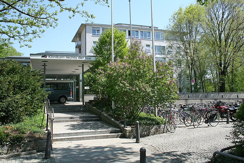 File:Klinikum rechts der Isar Muenchen.jpg