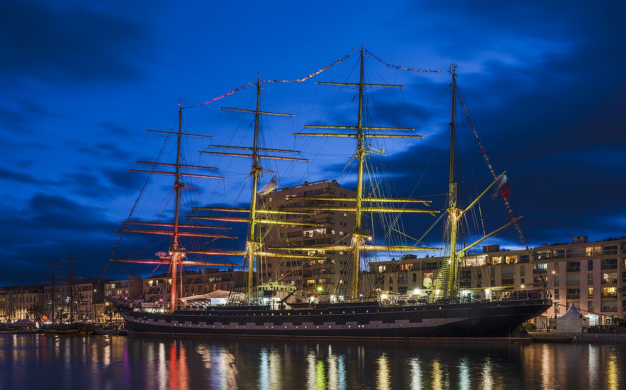 Le Krusenstern dans le port de Sète, en mars 2018.  (définition réelle 7 094 × 4 428)