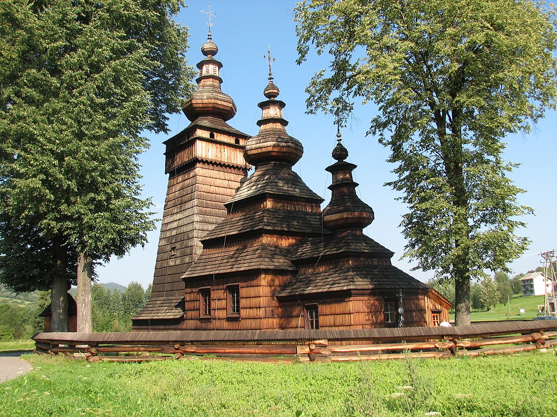 Tserkvas in legno della regione dei Carpazi in Polonia e Ucraina