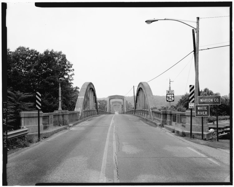 File:LOOKING NORTHWEST, GENERAL VIEW OF CONCRETE SPANDREL ARCH BRIDGE FROM ROADBED - Cotter Bridge, Spanning White River at U.S. Highway 62, Cotter, Baxter County, AR HAER ARK,3-COT,1-1.tif