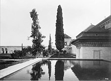 View of the Arsat an-Nil (the large central garden of the palace) in the early 20th century La Menara sap01 mh099011 p.jpg