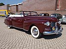 Lincoln Continental cabriolet (1942) met het nieuwe radiatorrooster