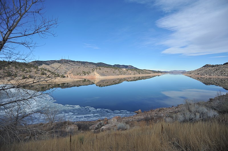 File:Looking North Across Horsetooth Res - panoramio.jpg