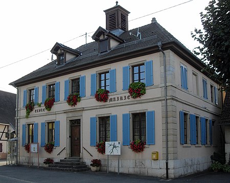 Lutter, Mairie école